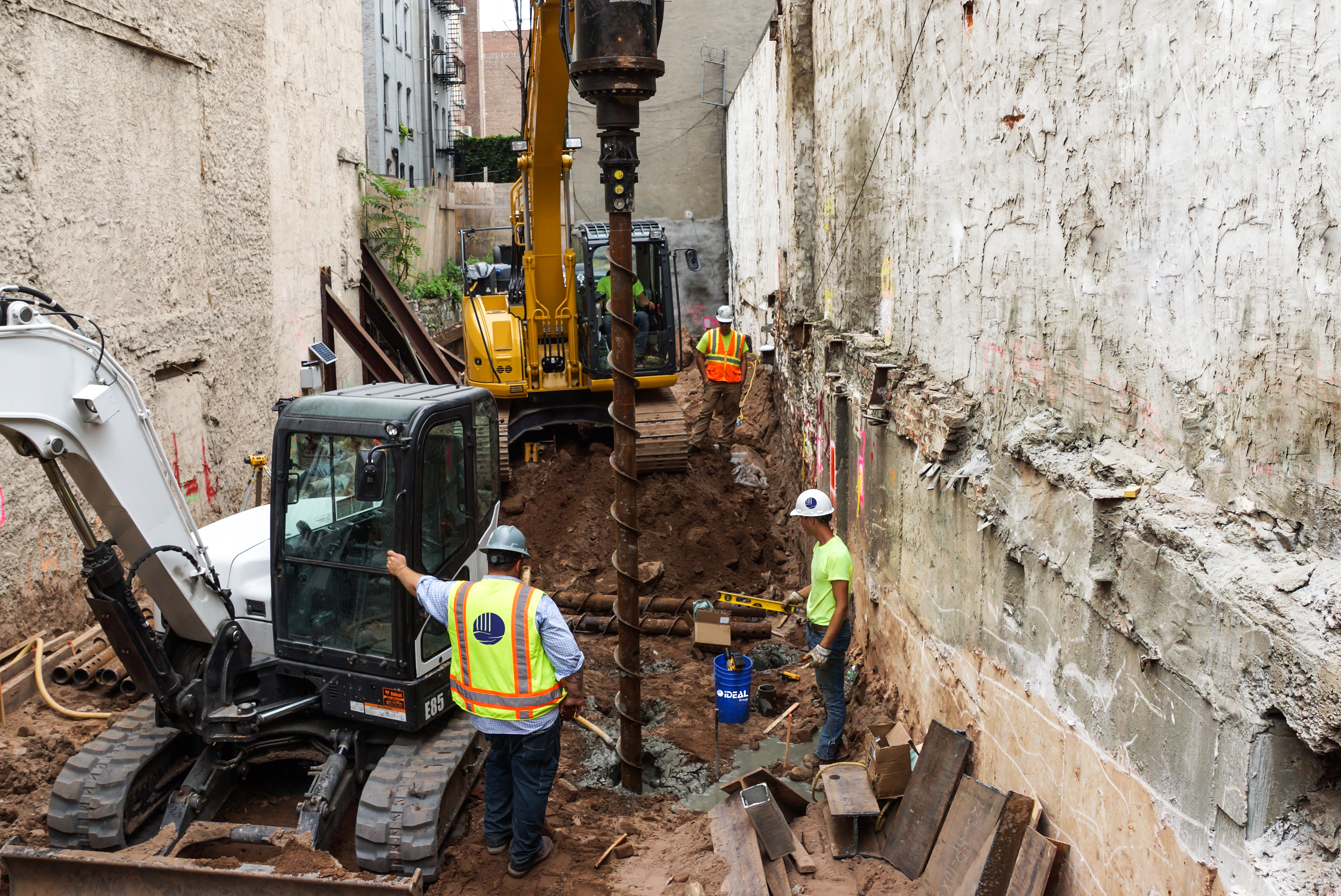 helical pile installation